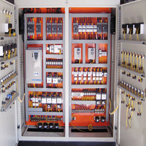 Tủ điện điều khiển hệ thống bằng PLC